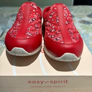 Easy Spirit Red Paisley Slip-On Casual Shoes